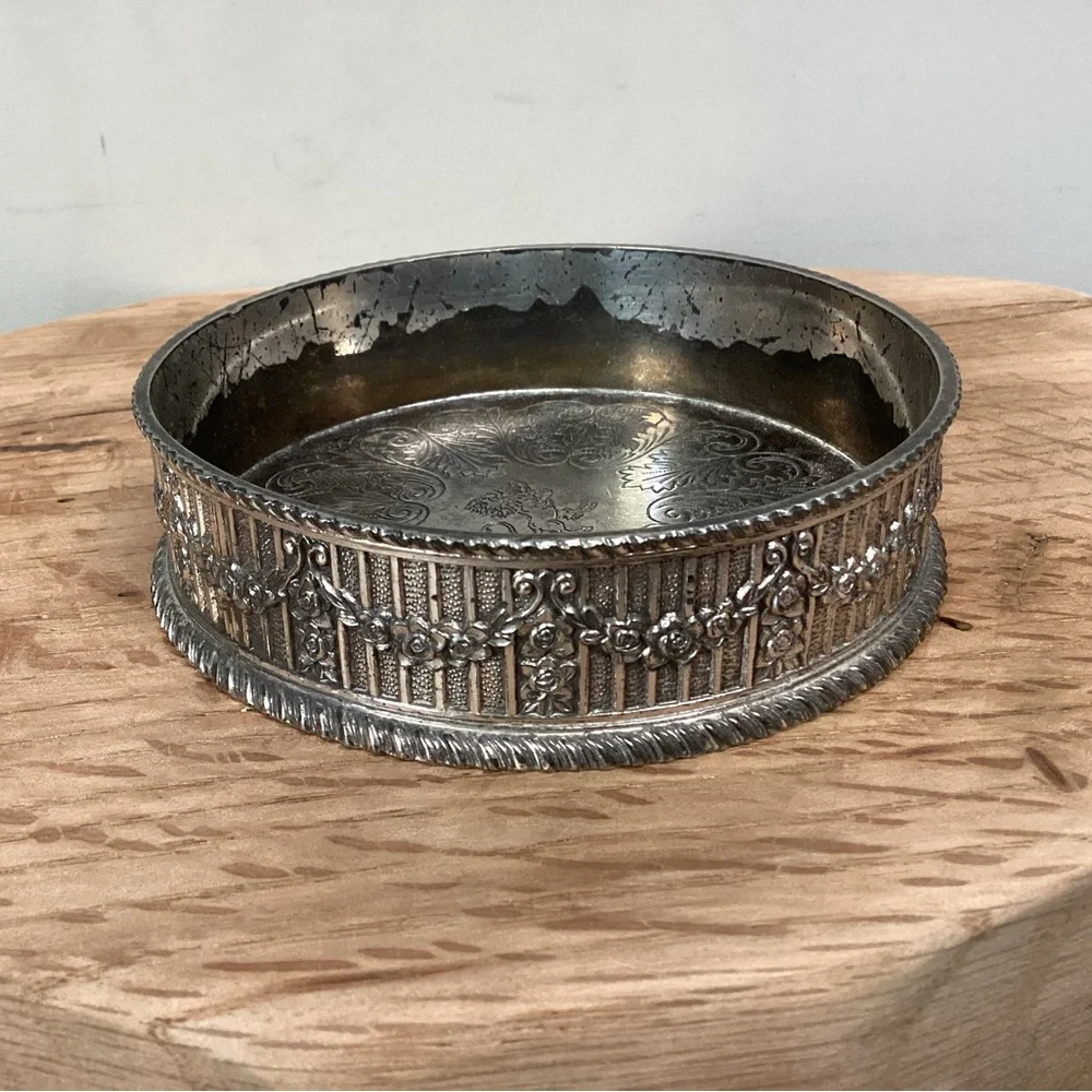 🔵 Vintage - Made In Japan - Silver Plate Wine Bottle Coaster - Candle Holder